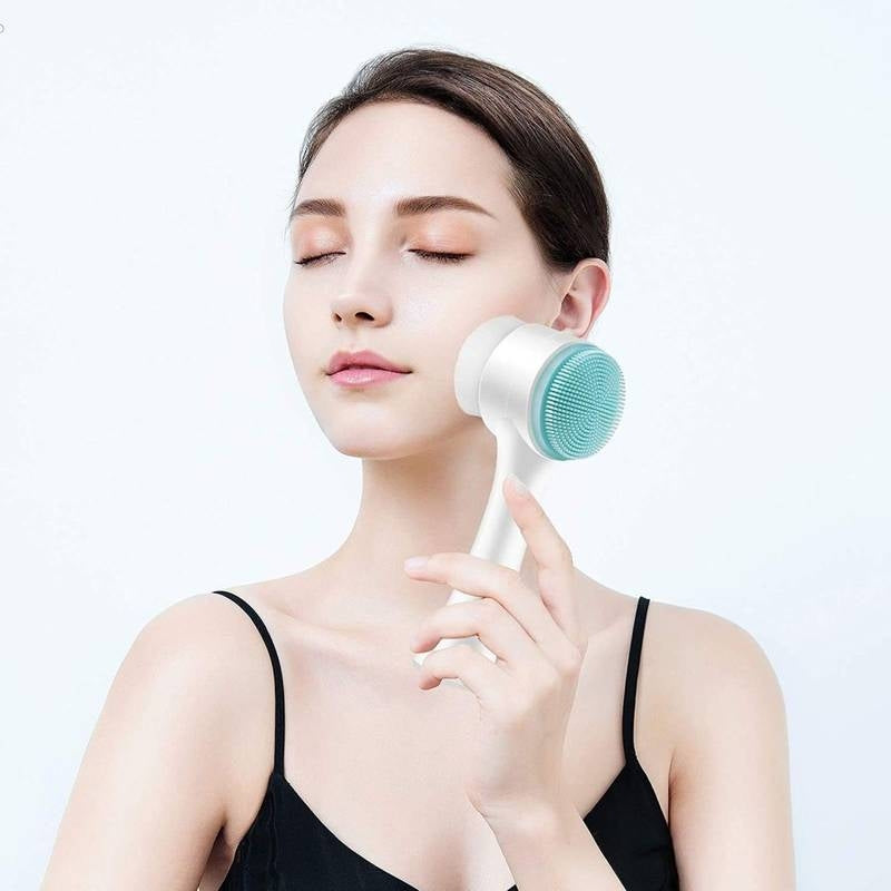 2 in 1 Face Scrubber